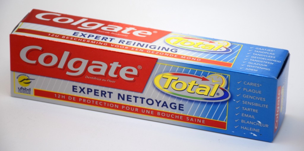 Dentifrice Colgate Total Expert Nettoyage boite