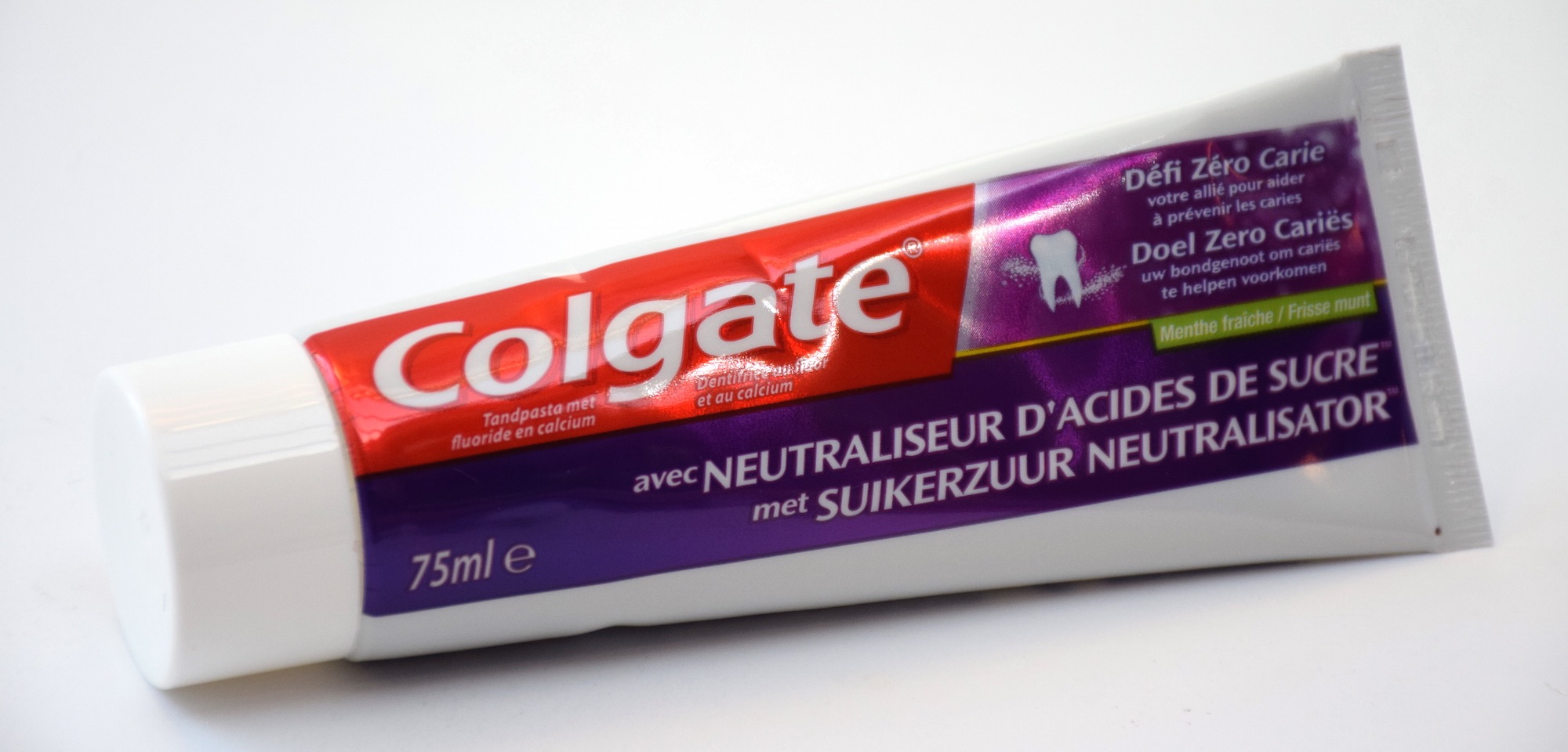 Colgate Défi Zéro Carie Menthe Fraîche Meilleur Dentifrice — free download